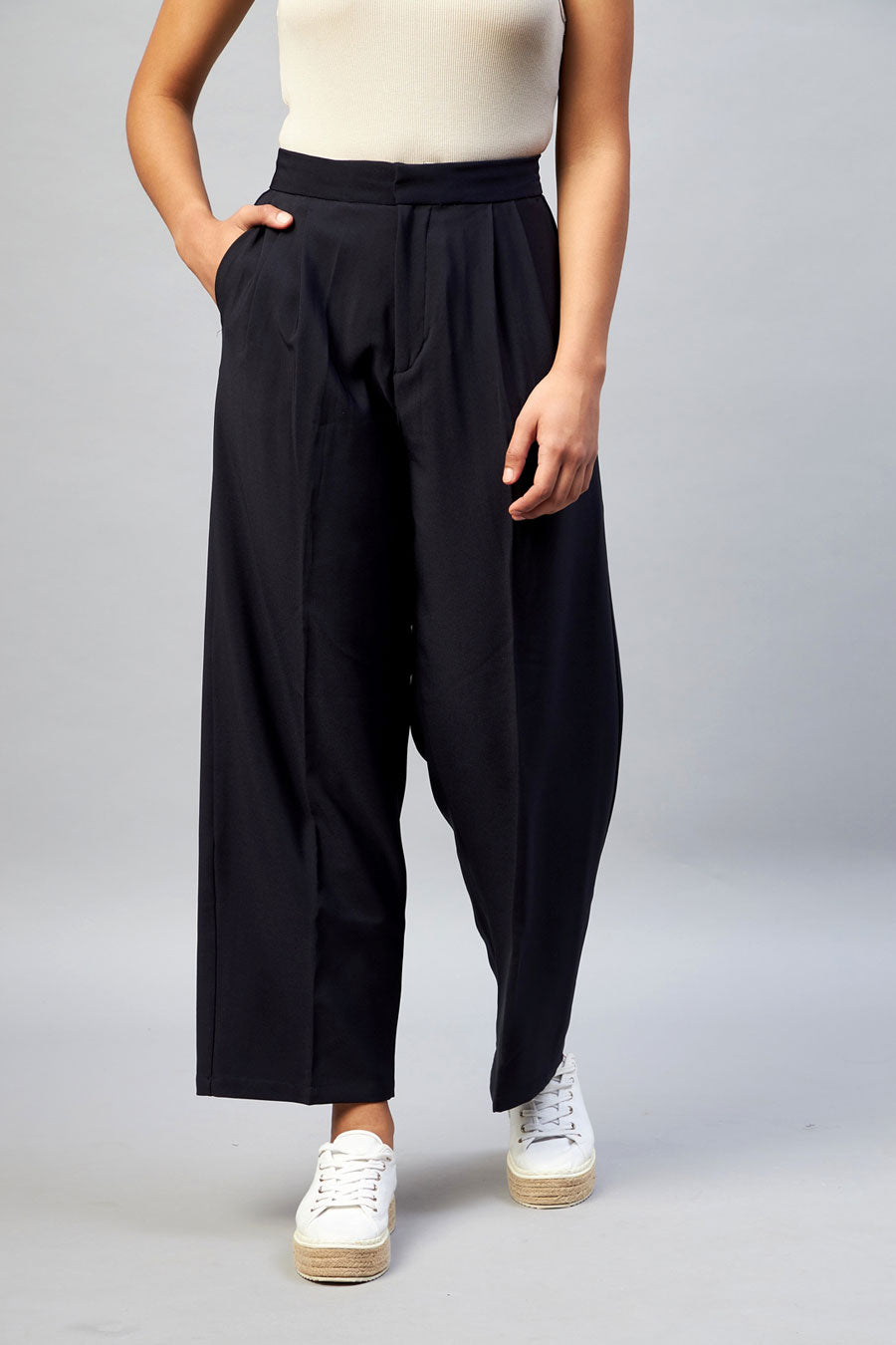 Wide Leg Trouser