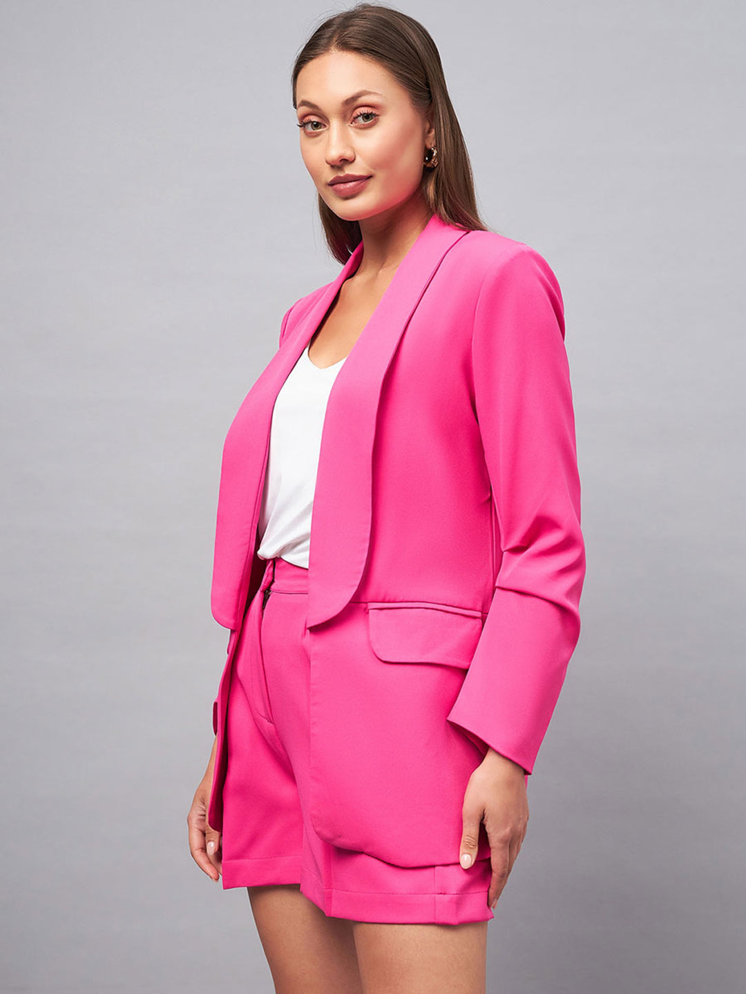 Solids tailored buttoned blazer with shorts