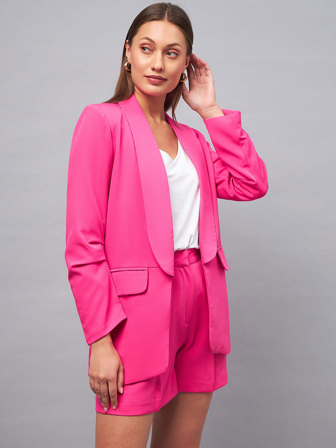 Solids tailored buttoned blazer with shorts